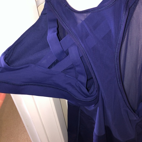 Fast as Light lulu lemon Tank - Picture 3 of 7